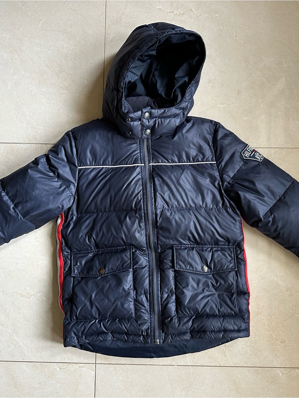Tommy Hilfiger Kids XL Navy Puffer Jacket with Red Trim Preowned